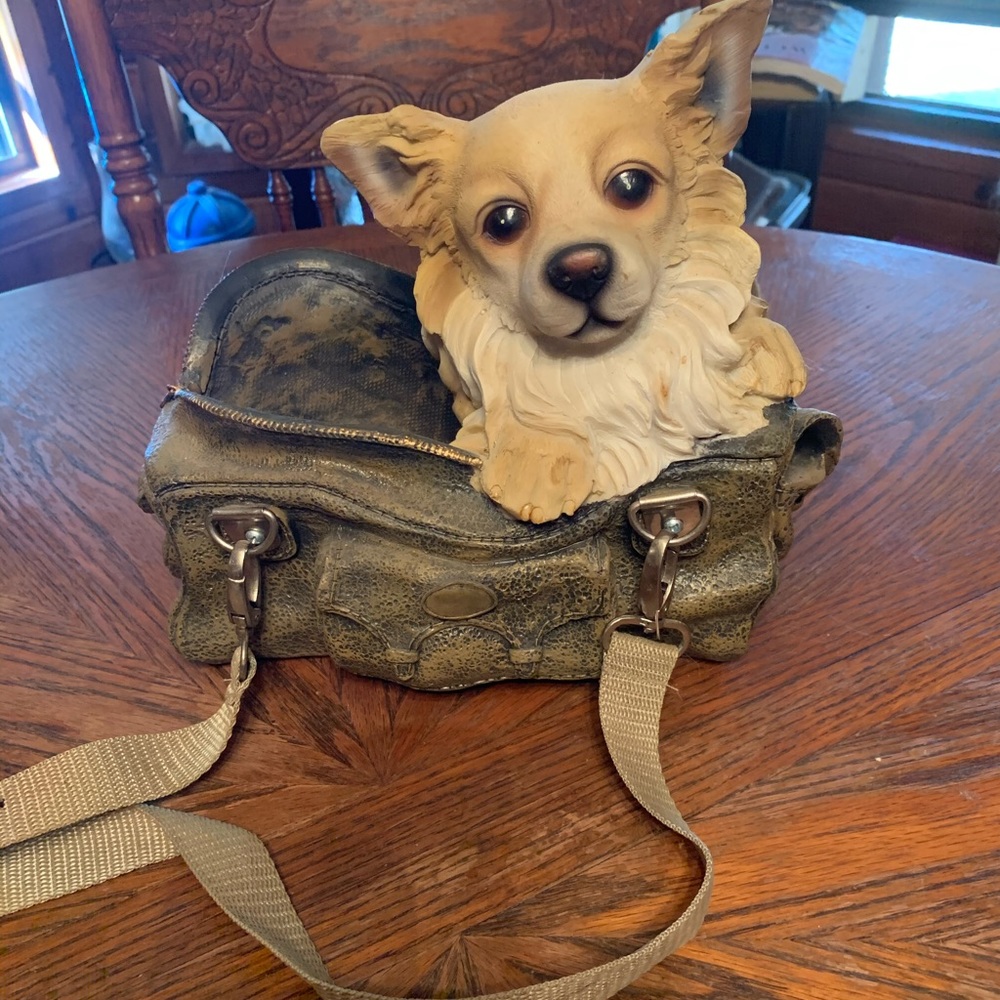 Adorable looks like purse but actually candy dish
